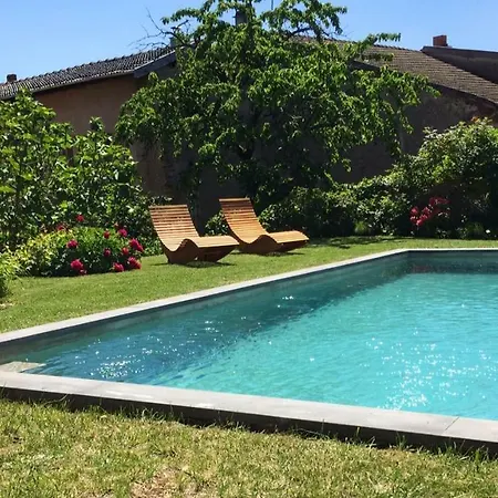 Manoir Au Sein Du Village Tatil Evi